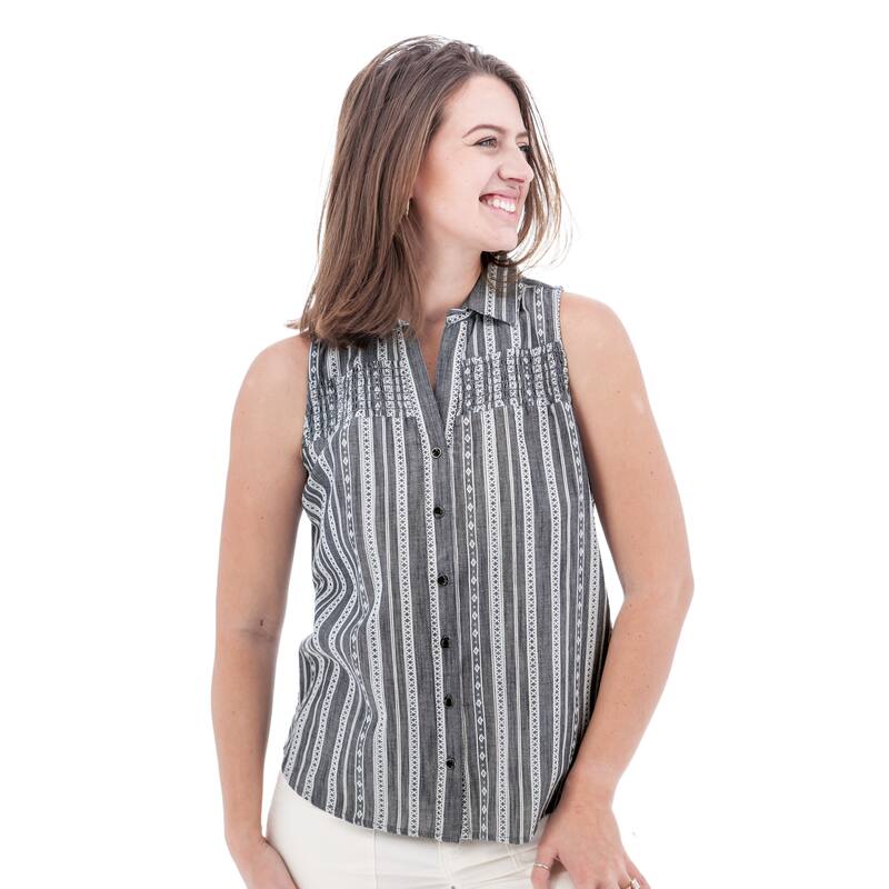 Old Ranch Women's Saguaro Smocked Button Front Tank