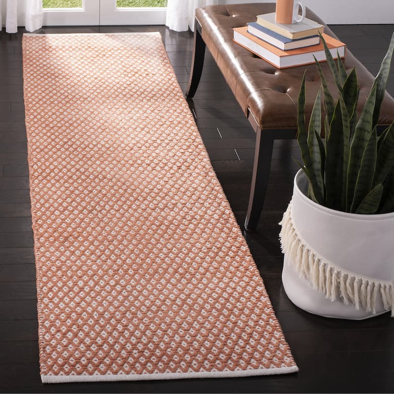 SAFAVIEH Handmade Boston Shirine Coastal Cotton Flatweave Rug - 2'3" x 9' Runner - Orange