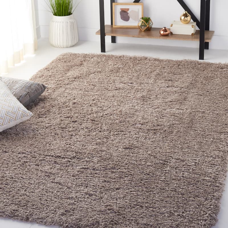 SAFAVIEH Polar Shag Alabama Glam Solid 3-inch Extra Thick - 5' 1" x 7' 6" - Mushroom - Runner/Rectangle
