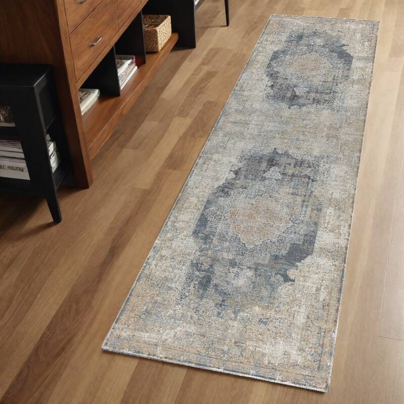 Cuzal Traditional Woven Area Rug By HomeRoots - 72' X '24' X '0.26 - 72' X '24' X '0.26 - Cream/Onyx - Runner