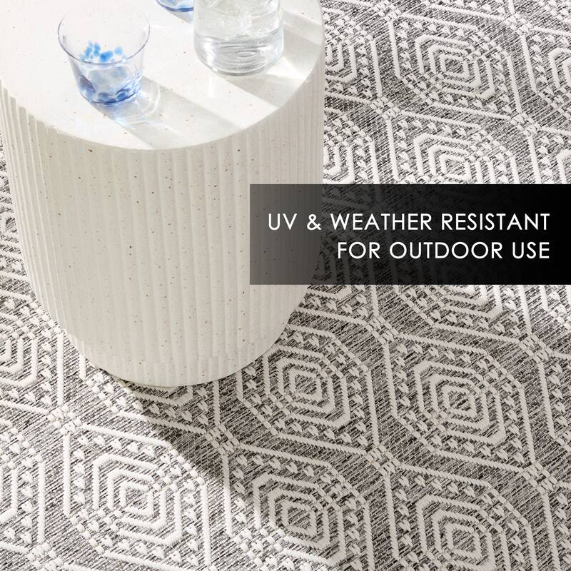 NICOLE MILLER NEW YORK Corin Distressed Outdoor Area Rug
