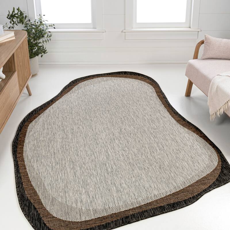 Wyatt Modern Rustic Abstract Indoor/Outdoor Shaped Area Rug - 6 ft. x 9 ft. - Gray/Black