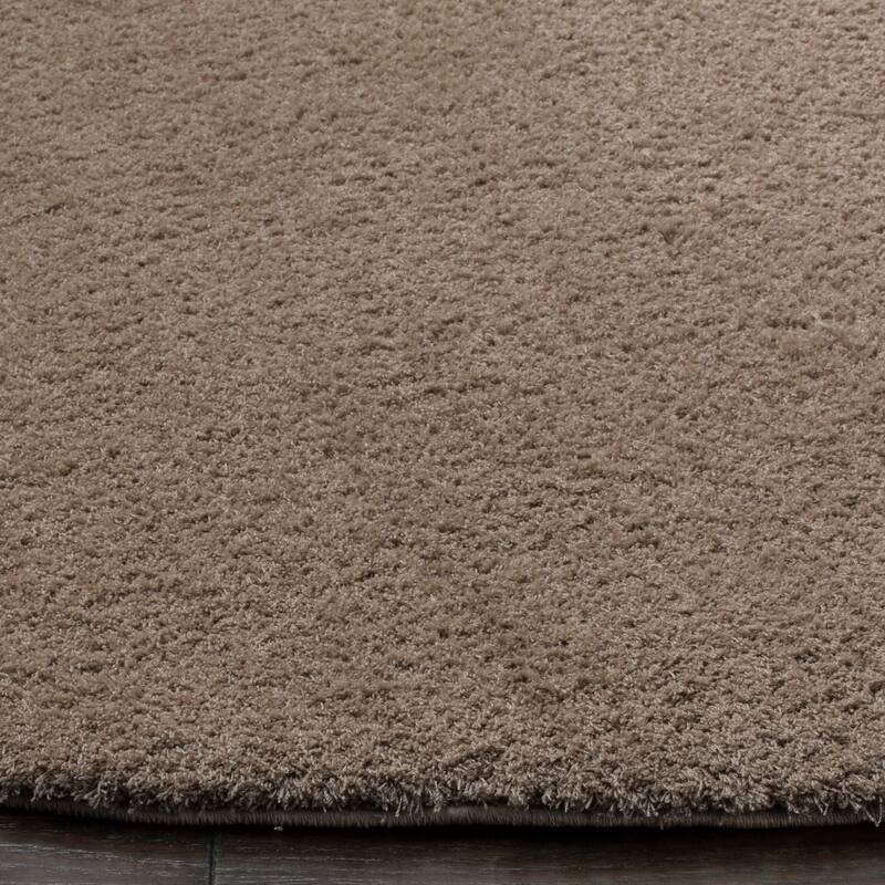SAFAVIEH Velvet Shag Eusebia Solid Polyester Rug
