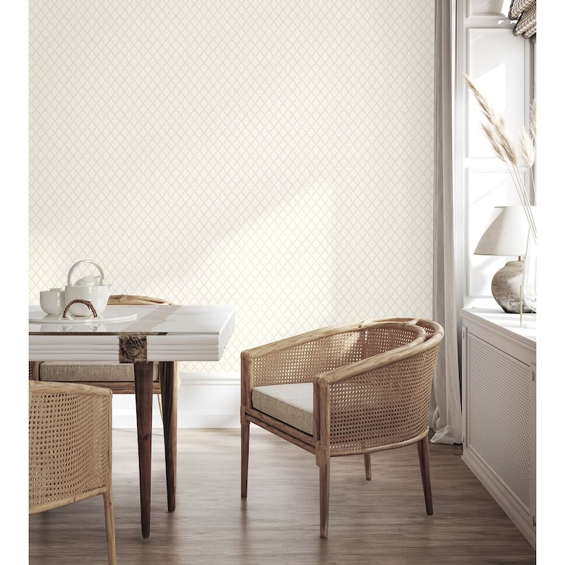 Fine Decor Santina White & Silver Trellis Wallpaper