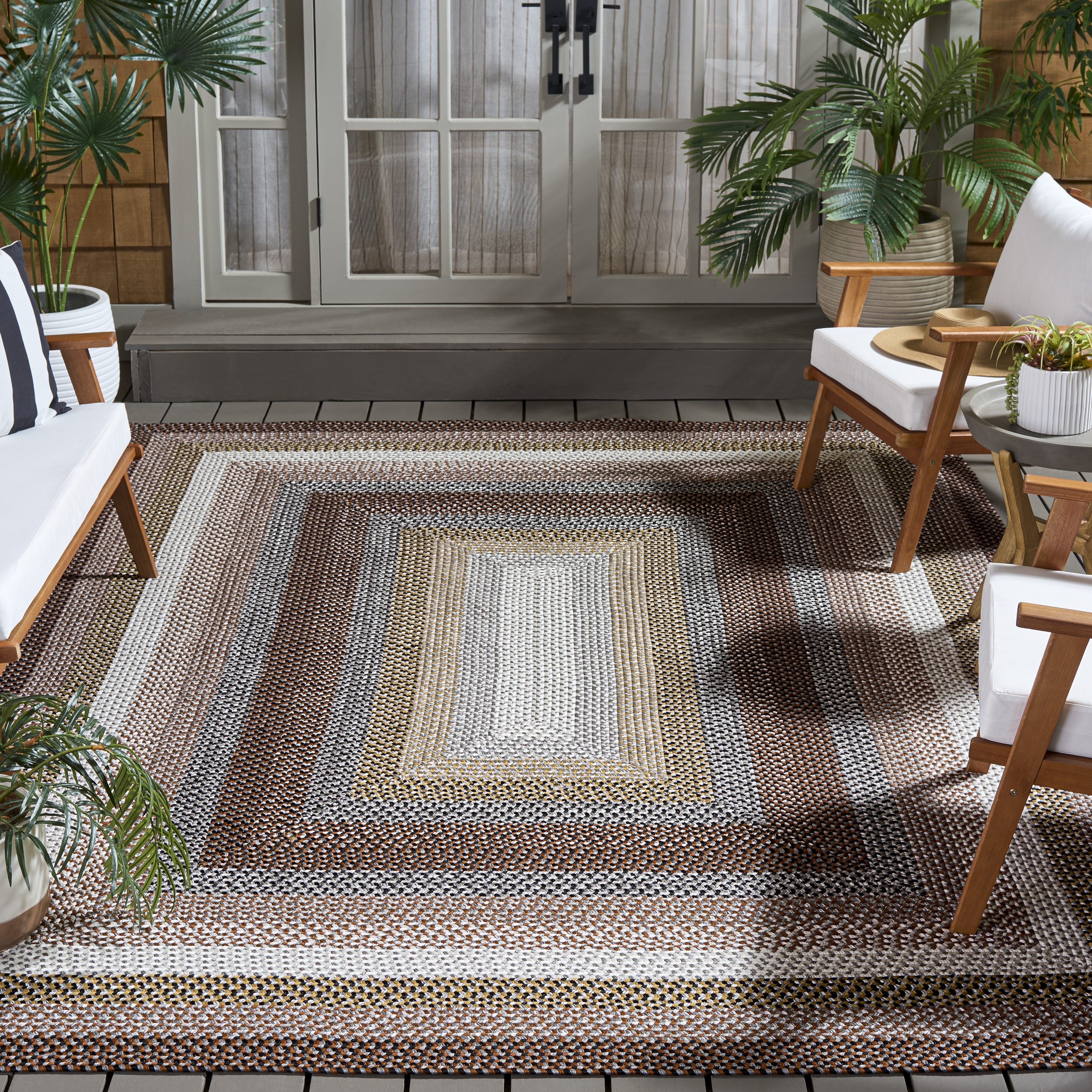 SAFAVIEH Handmade Braided Jo Machine Washable Country Casual Rug