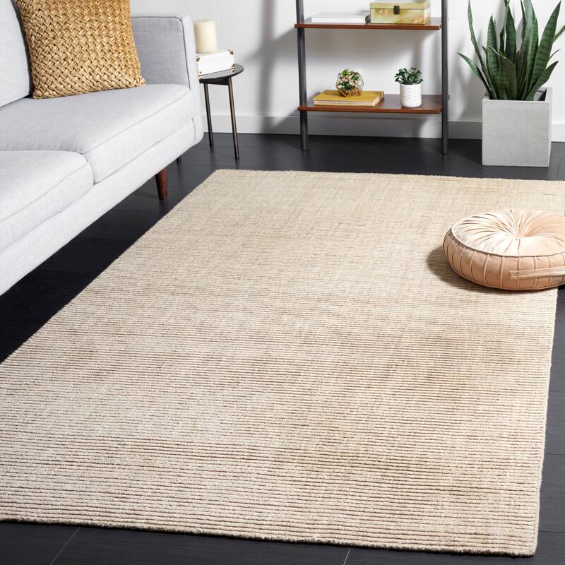SAFAVIEH Handmade Himalaya Chrysanthemum Solid Wool Rug - 3' x 5' - Beige