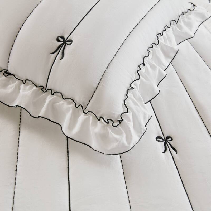 Intelligent Design Liv Quilt Mini Set