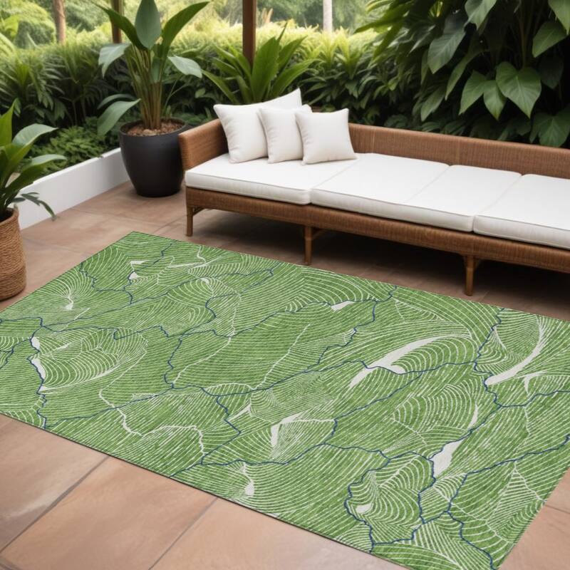 HomeRoots Abstract Transitional Rectangle Outdoor Rug - 10' X 14'