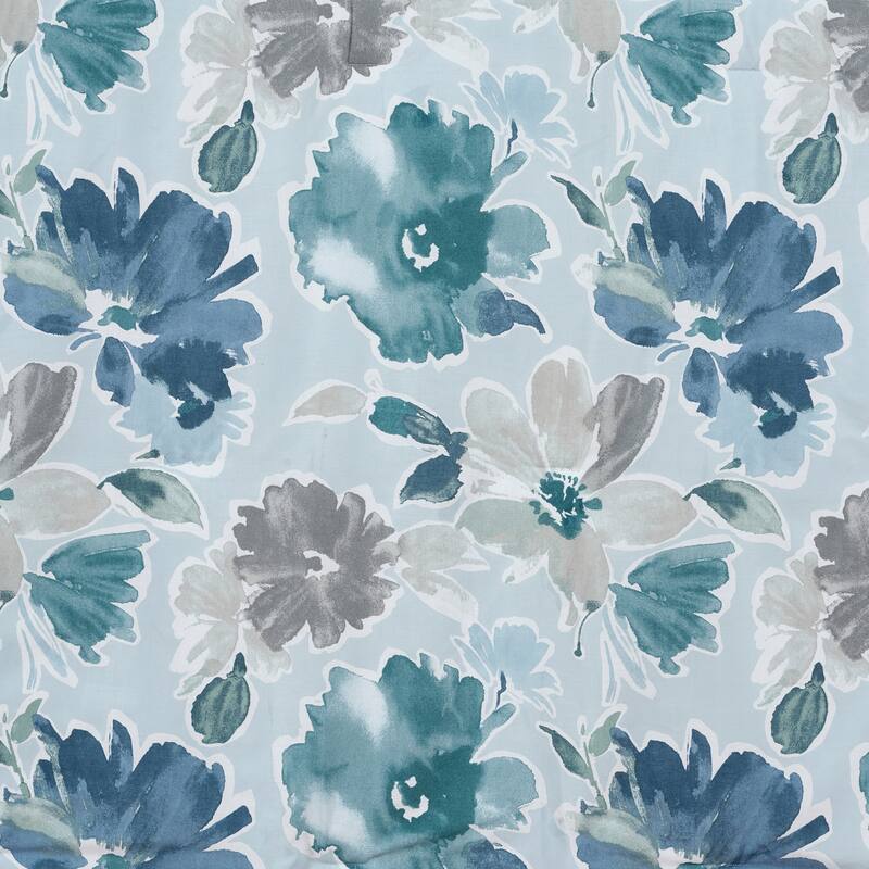 J. Queen New York Mikayla Quilt
