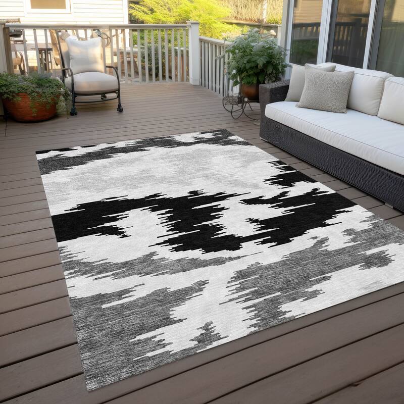 Machine Washable Indoor/ Outdoor Chantille Modern Boho Rug