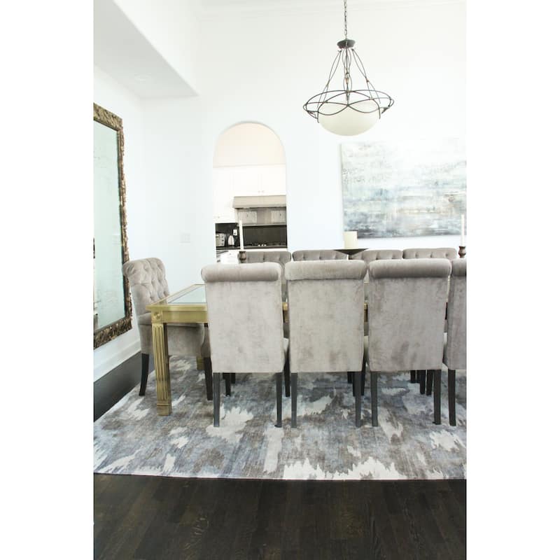EXQUISITE RUGS Bamboo Silk Hand-knotted Silver/Grey Area Rug.