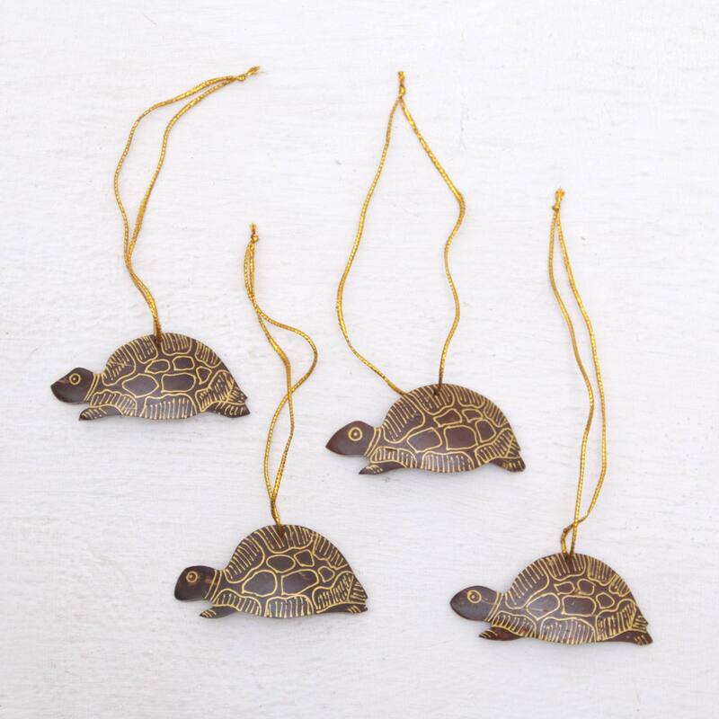 NOVICA Royal Turtle, Coconut shell ornaments (set of 4)