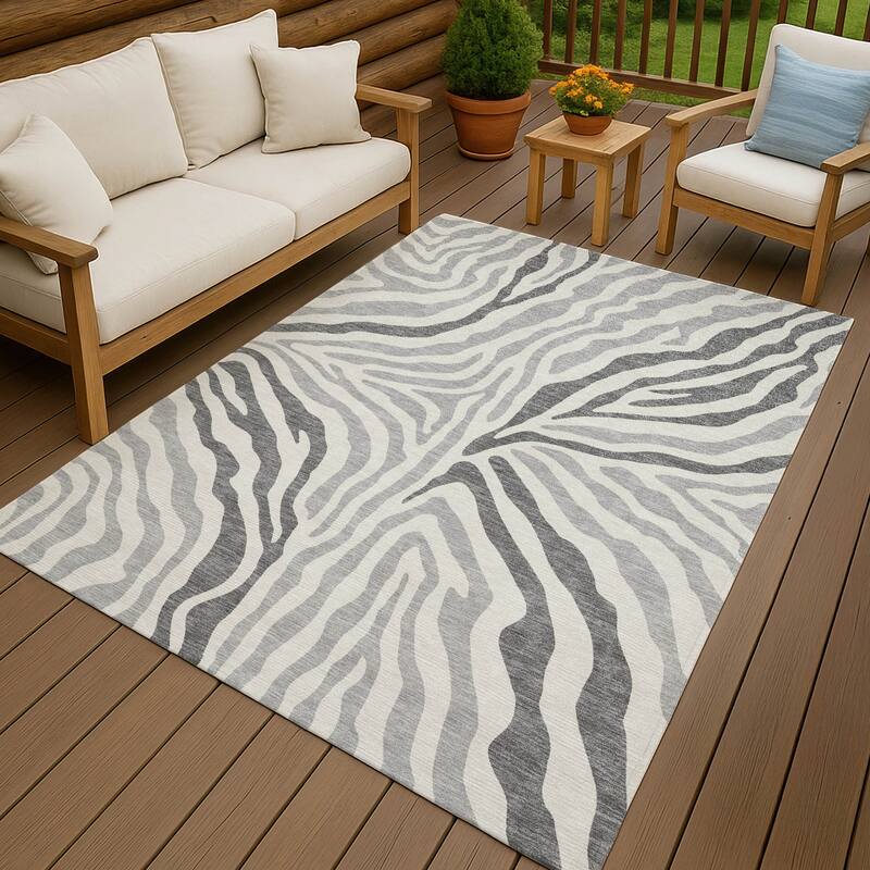 Machine Washable Indoor/ Outdoor Modern Prints Chantille Rug