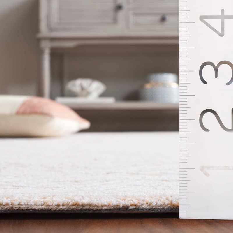 SAFAVIEH Handmade Pine Alfrid Modern & Contemporary Wool Rug
