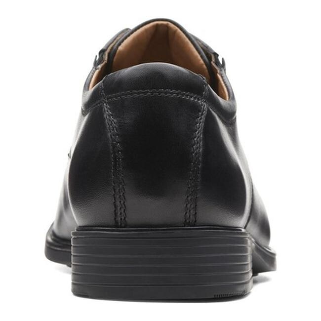 clarks tilden plain ii