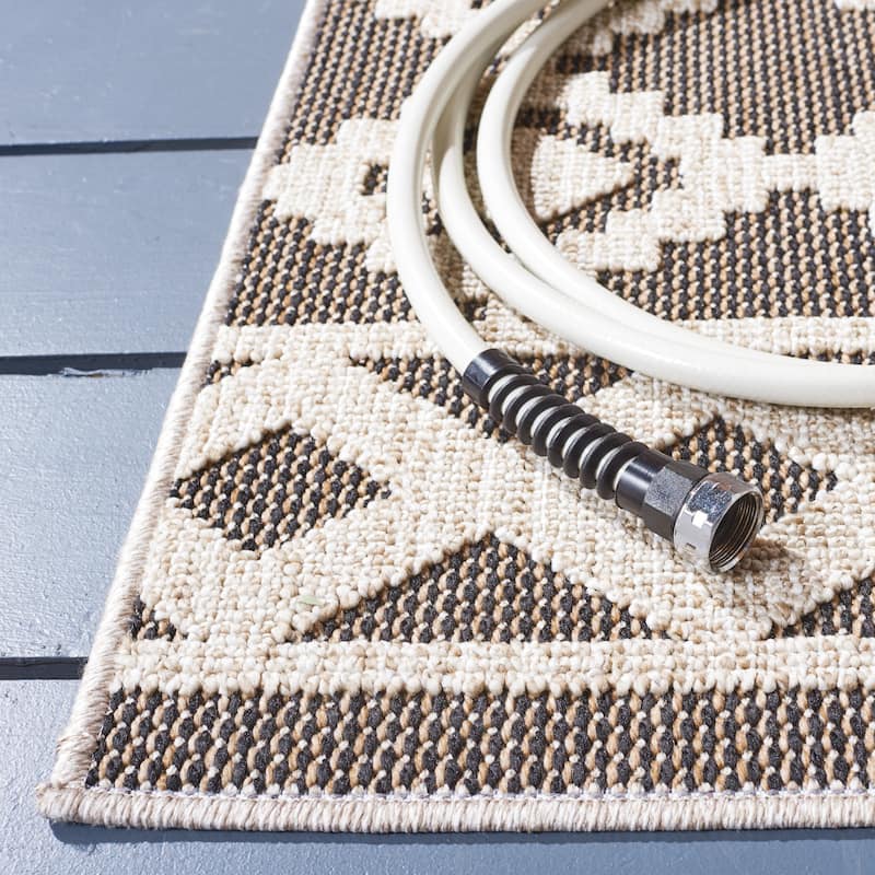 SAFAVIEH Global Sibila Indoor/Outdoor Waterproof Rug