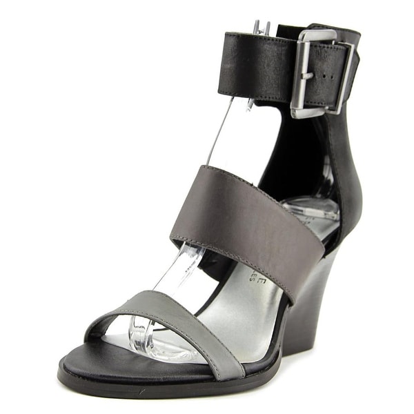 Very Volatile Serena Women Black Sandals