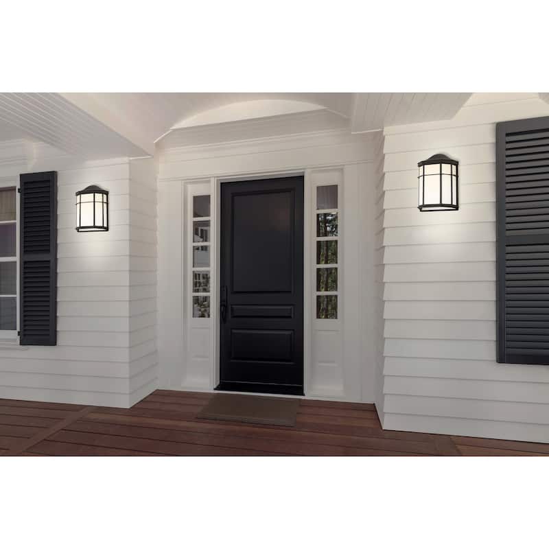 Henry 7.75" Outdoor Metal Integrated Sconce, Black/White by JONATHAN Y