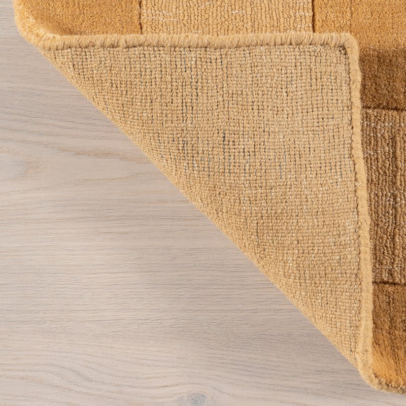 Nuloom Petra High-Low Wool-Blend Area Rug