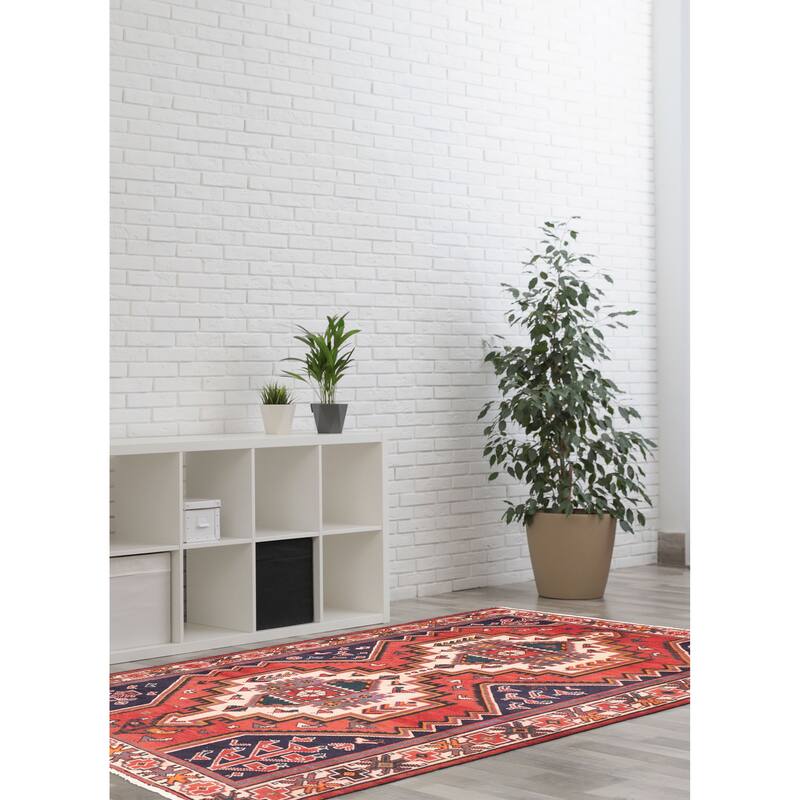 ECARPETGALLERY Hand-knotted Andelz Red Wool Rug - 4'4 x 7'4