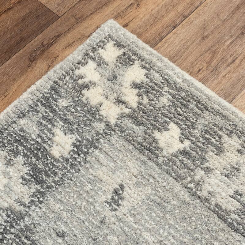 Alora Decor Tabatha Hand-tufted Wool Blend Rug