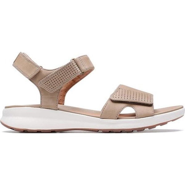 un adorn calm clarks