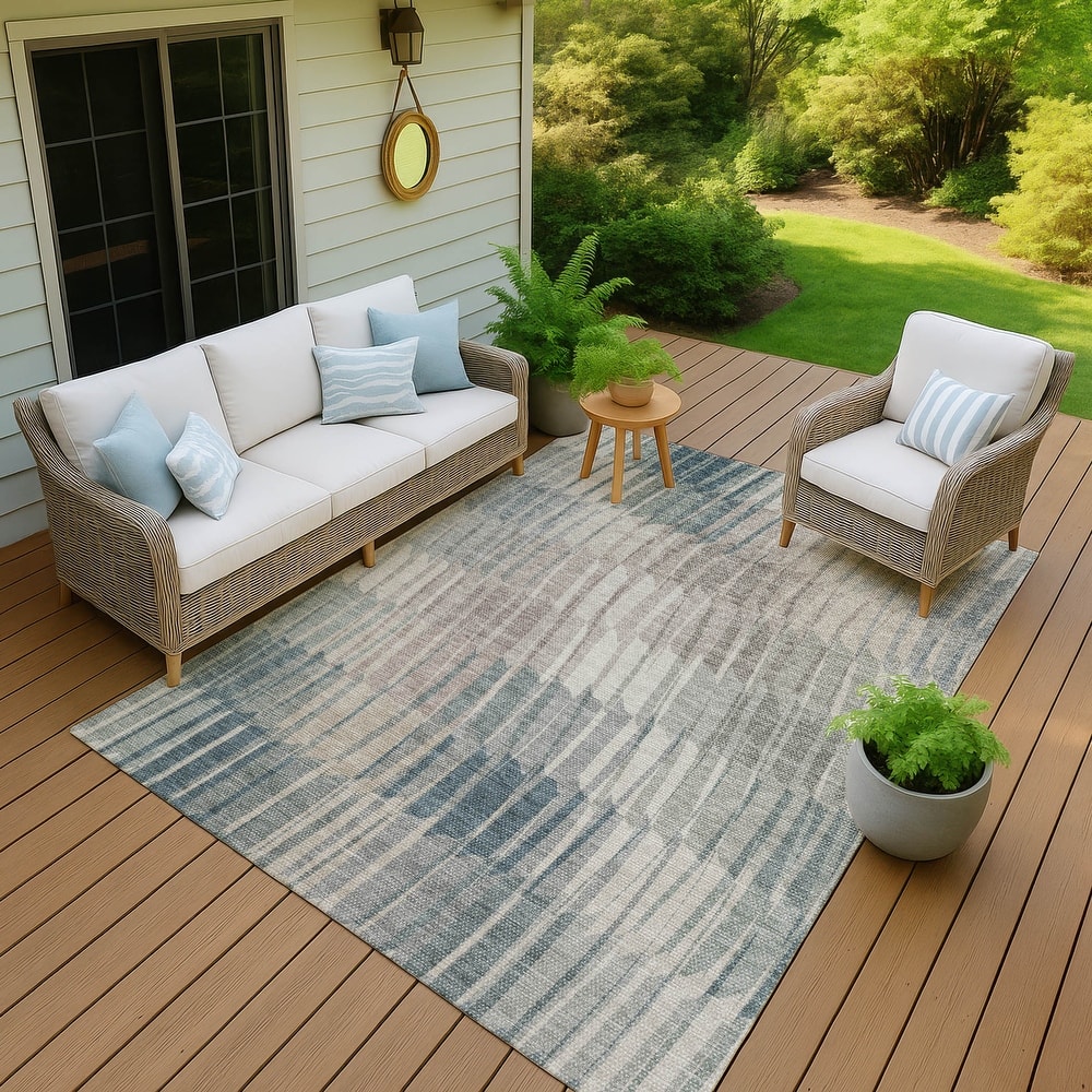 Machine Washable Indoor/ Outdoor Casual Stripe Chantille Rug