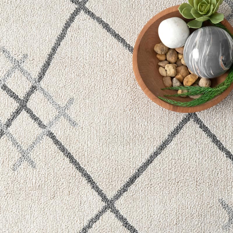 Nuloom Contemporary Modern Trellis Outdoor Tassel Area Rug