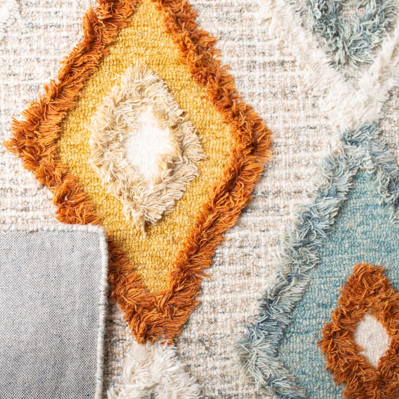 SAFAVIEH Handmade Kenya Dorkas Modern Wool Rug