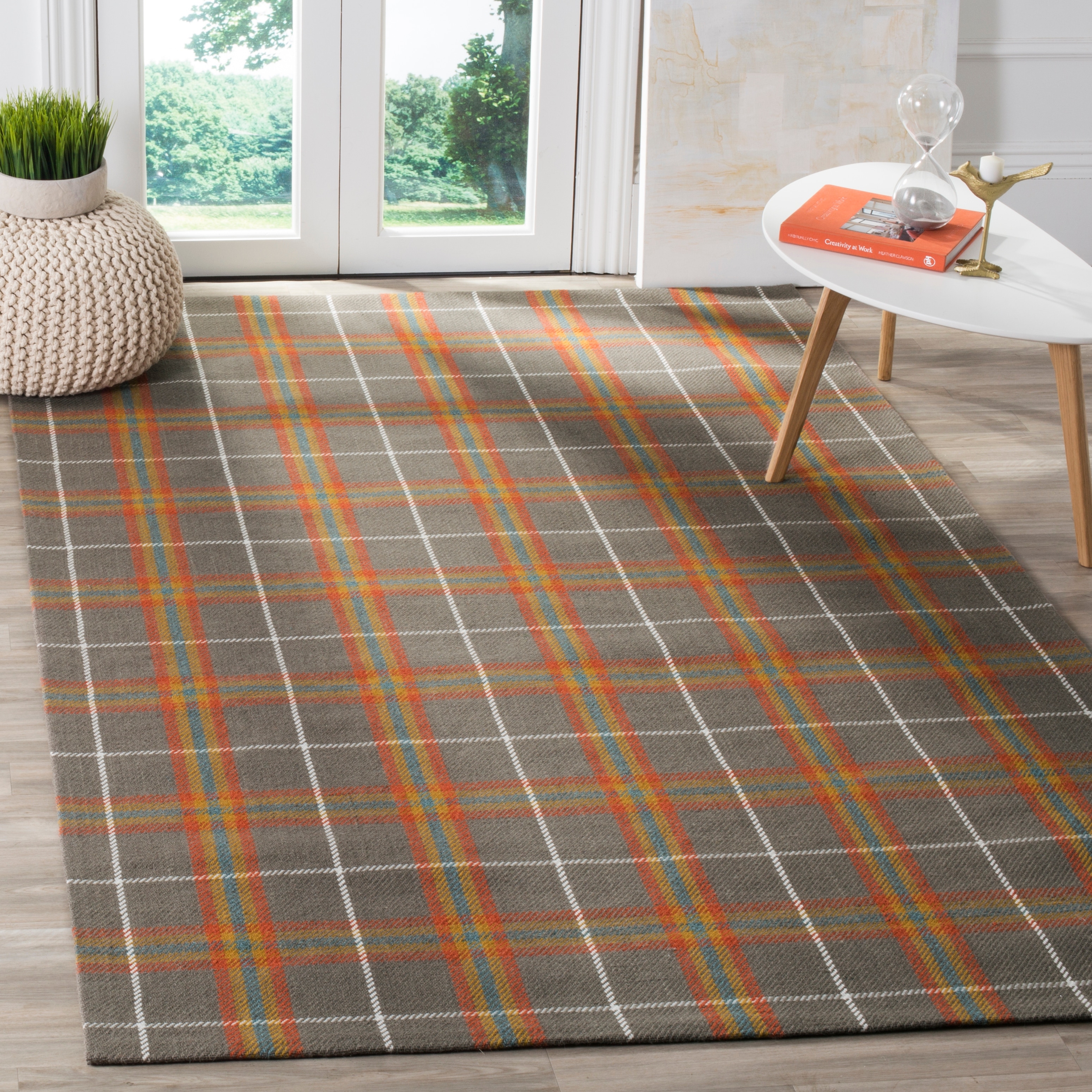 SAFAVIEH Handmade Flatweave Marbella Andreiana Modern Wool Rug