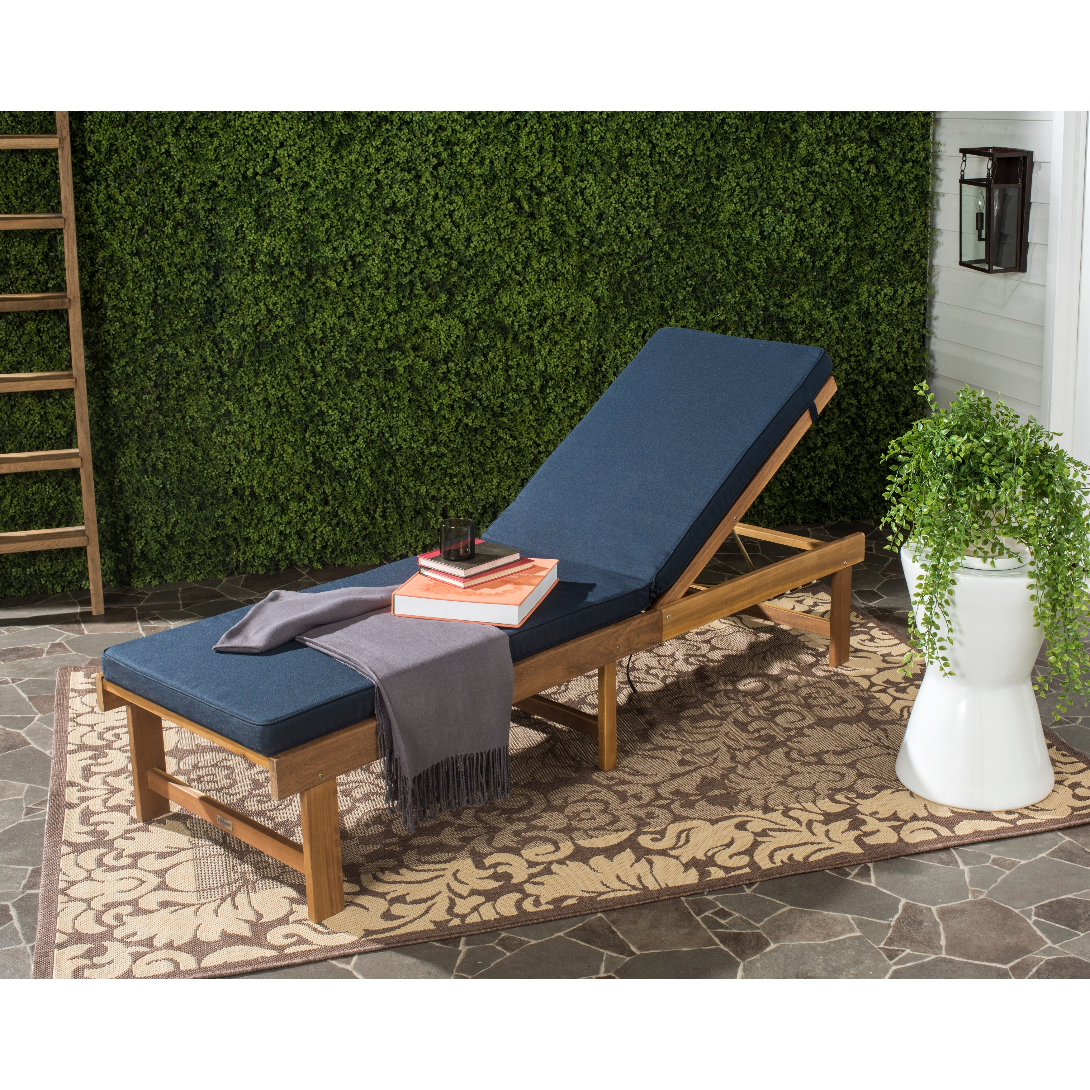 SAFAVIEH Outdoor Patio Furniture Esmihan Adjustable Chaise Lounge Chair with Cushion - 24Wx75Dx15H