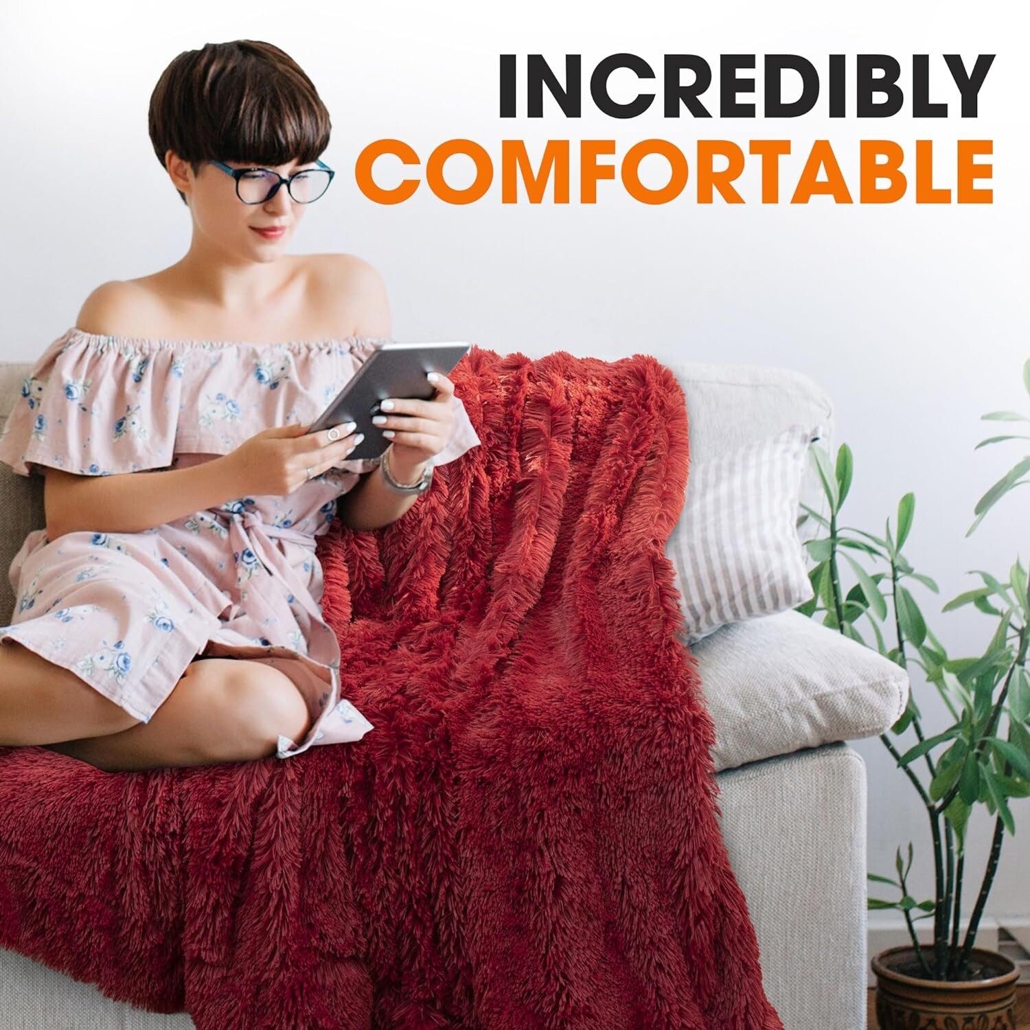 Cheer Collection Reversible Faux Fur Accent Throw Blanket-image