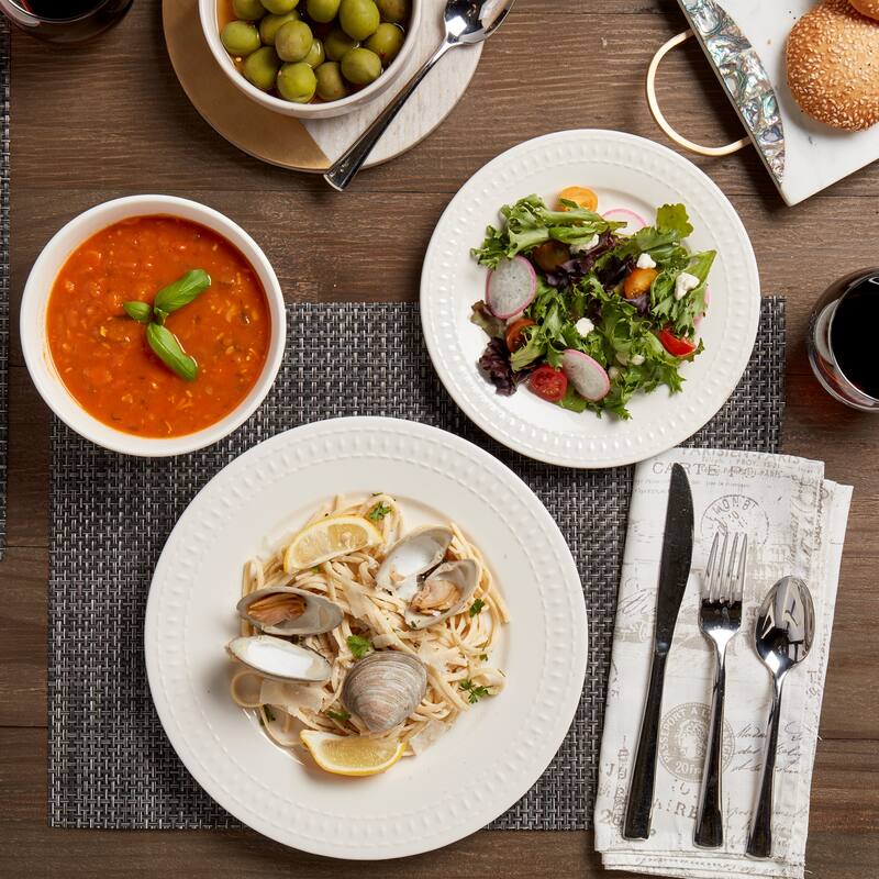 12pc Round dinnerware set