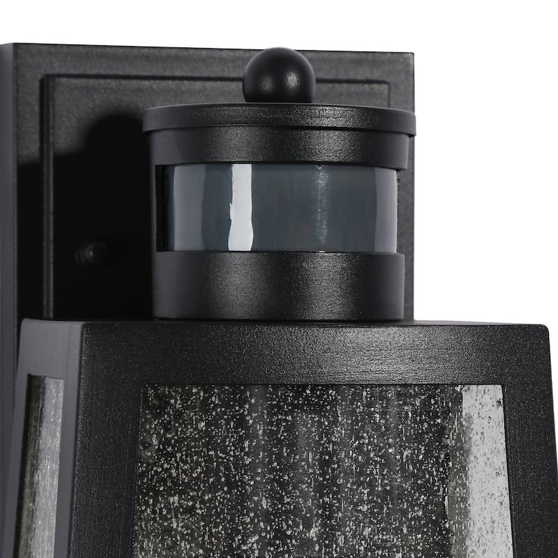 Aary Farmhouse Black Indoor/Outdoor Wall Sconce, 1-Light Modern LED Patio Wall Lantern - L5.5"*W5.9"*H11"