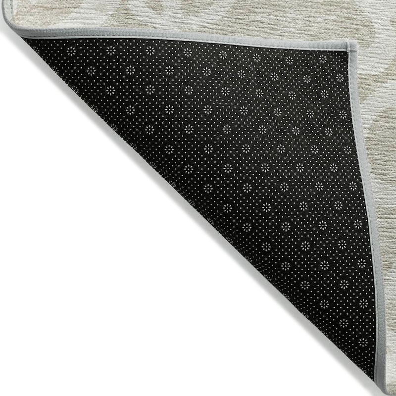 Machine Washable Indoor/ Outdoor Damask Glam Chantille Rug
