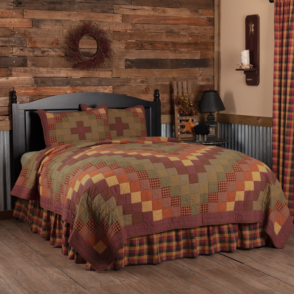 Heritage Farms Quilt Set