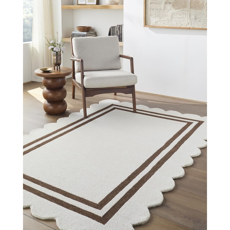 Livabliss Scalloped Modern & Contemporary Area Rug - White - 6' x 9'