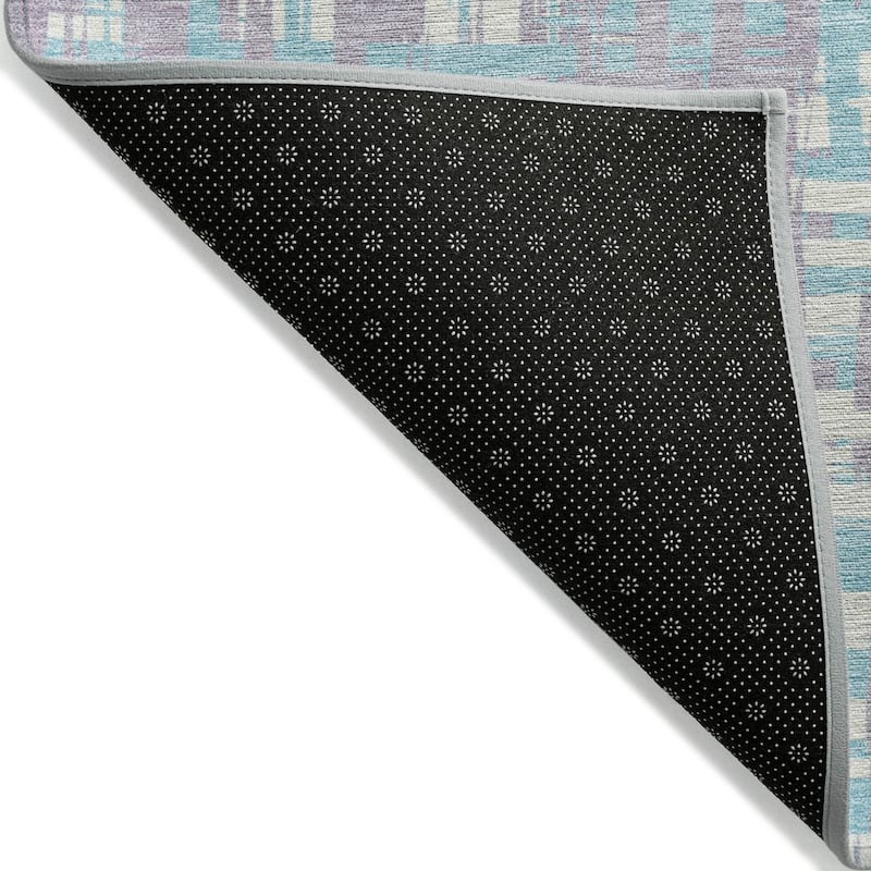 Machine Washable Indoor/ Outdoor Modern Crosshatch Chantille Rug