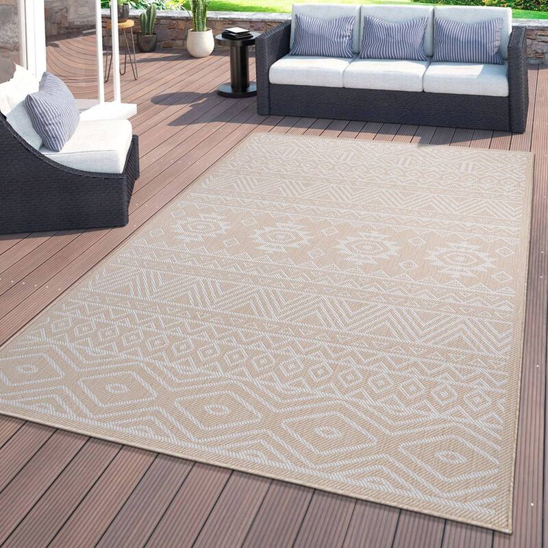 World Rug Gallery Distressed Geometric Bohemian Textured Flat Weave Indoor/Outdoor Area Rug - 5' X 7' - Natural