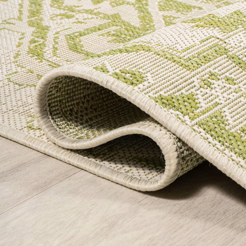 JONATHAN Y Charleston Medallion Indoor/Outdoor Area Rug