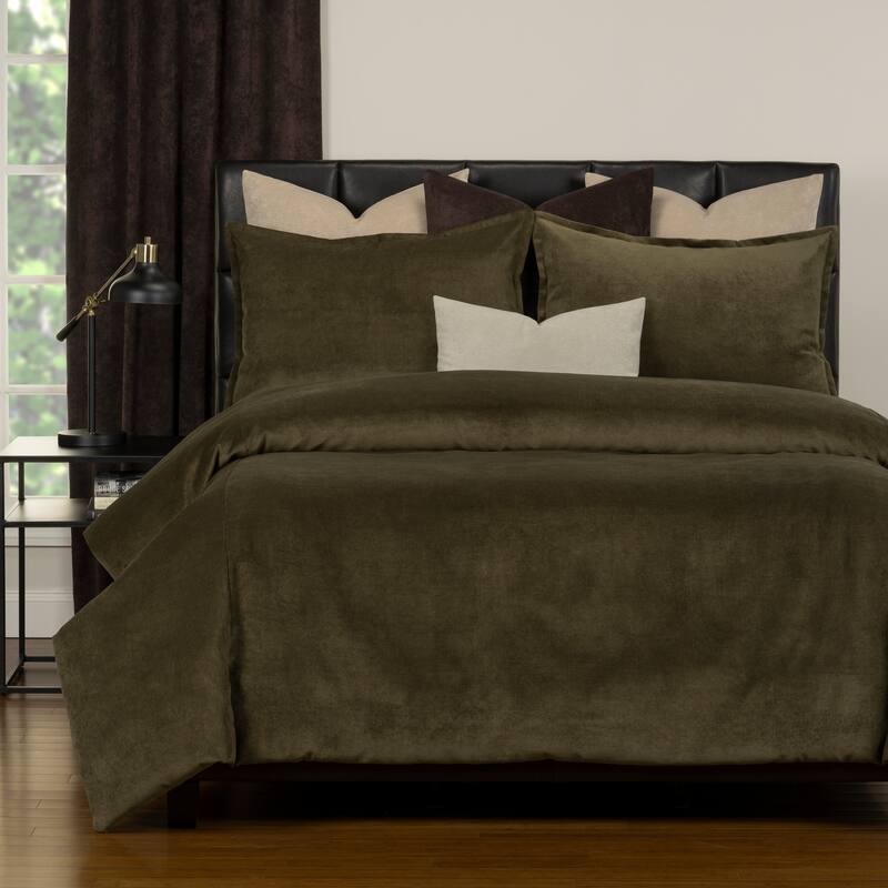 Mixology Padma 8 Piece Duvet Cover and Insert Set - Chive - King