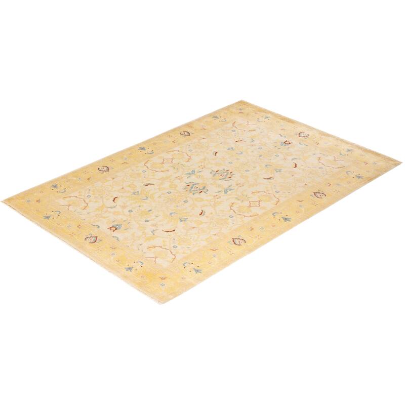 Overton Handknotted Wool Contemporary Floral Ivory Area Rug - 6' x 9'