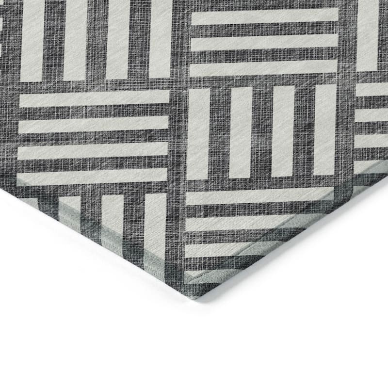 HomeRoots Geometric Transitional Rectangle Outdoor Rug
