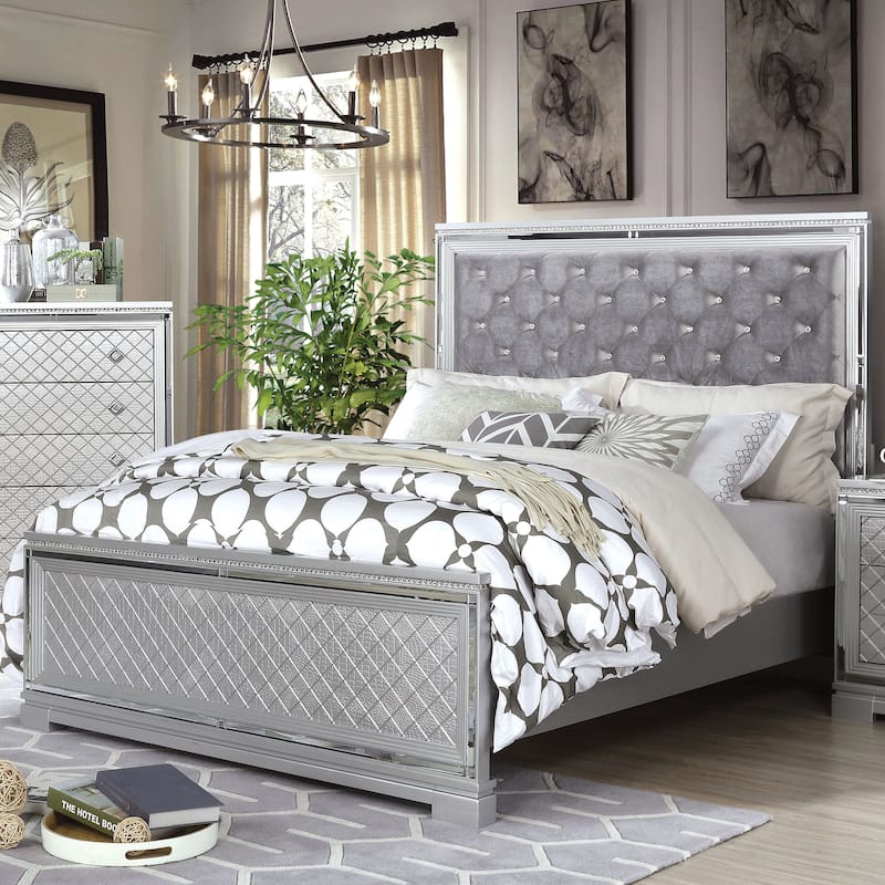 Seleena Glam Silver Wood 6-Piece Tufted Panel Bedroom Set with USB Port by Furniture of America