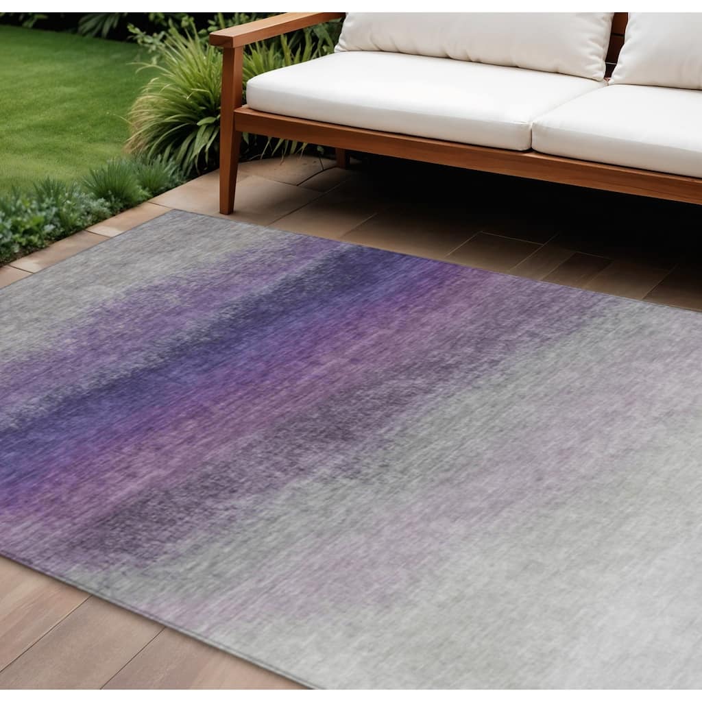 HomeRoots Ombre Transitional Rectangle Outdoor Rug
