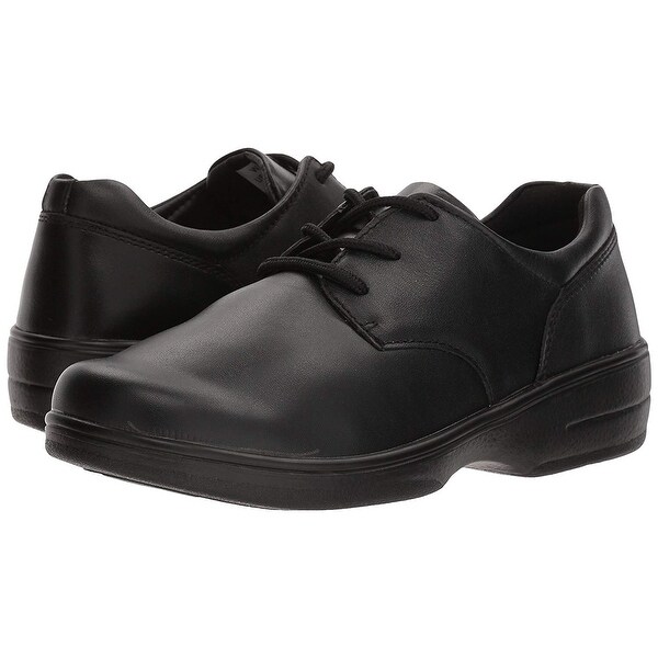 round toe oxfords womens