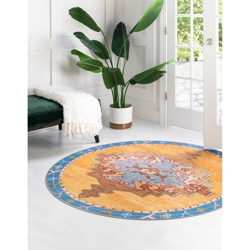 Traditional Rine Collection Area Rug