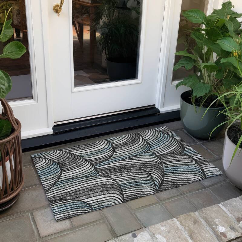 Machine Washable Indoor/ Outdoor Modern Parsons Chantille Rug - Black - 1'8" x 2'6"
