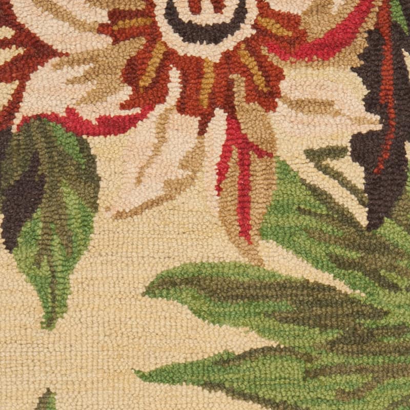 SAFAVIEH Handmade Jardin Kristell Country Floral Wool Rug