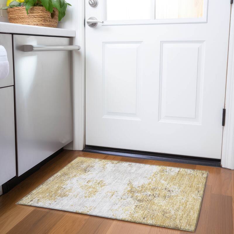 Premium Washable Super Soft Abstract Solid Mayfield Rug - Gold - 1'8" x 2'6"